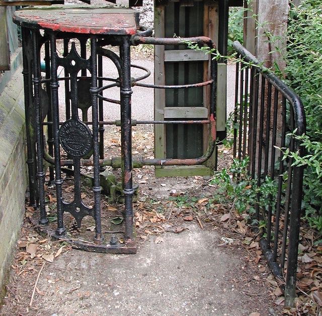 Out of use turnstile